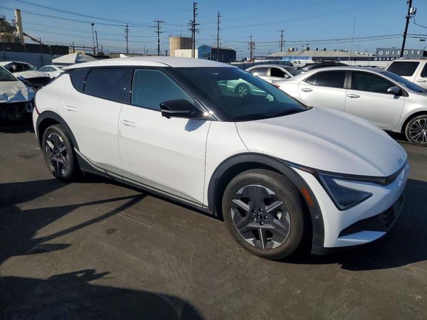 2025 KIA EV6