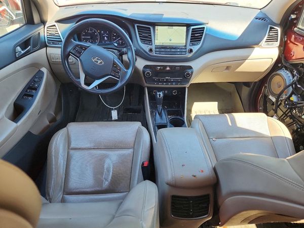 2017 HYUNDAI TUCSON