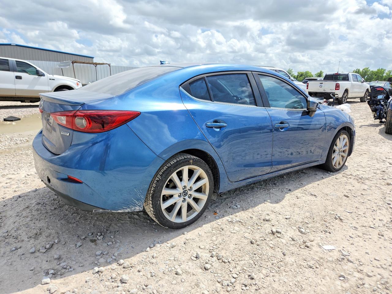 2017 MAZDA 3 Grand Touring