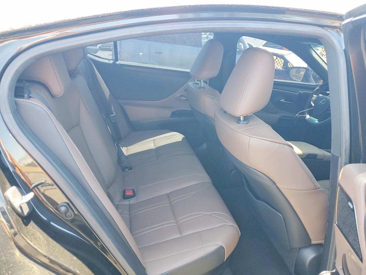 2025 LEXUS ES 300H 300h Luxury