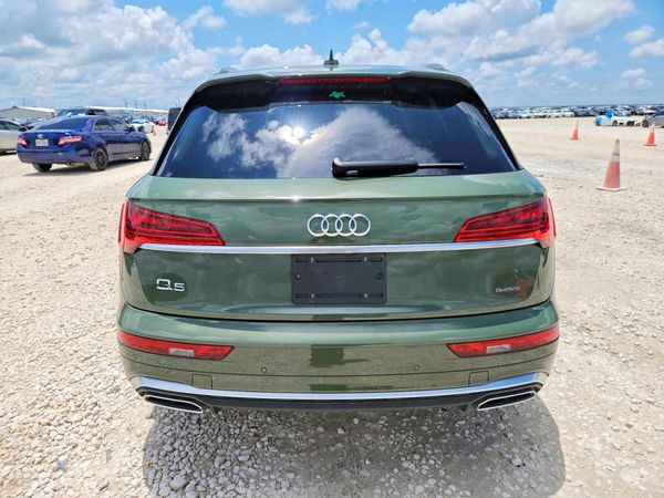 2023 AUDI Q5 S Line quattro Prestige