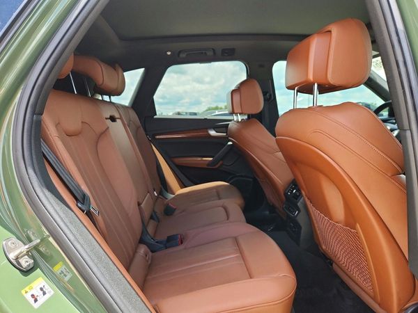 2023 AUDI Q5 S Line quattro Prestige