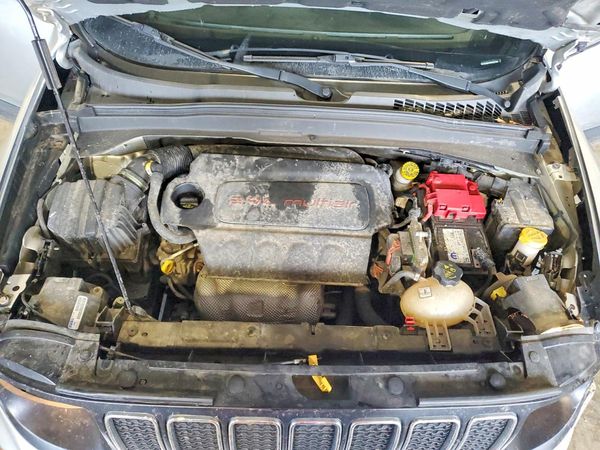 2019 JEEP RENEGADE LATITUDE 4X2