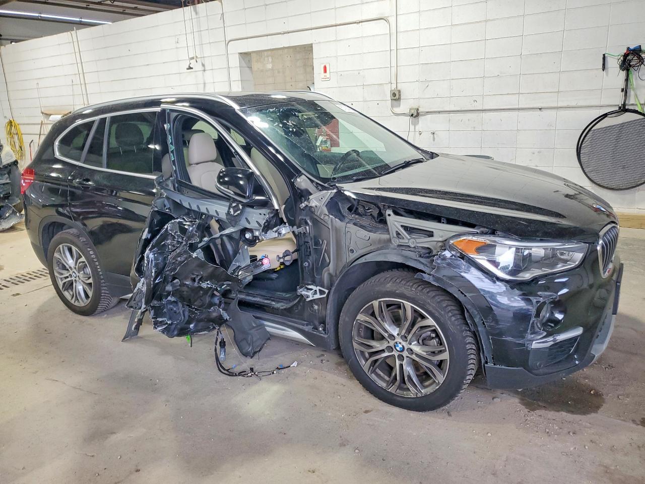 2017 BMW X1 xDrive28iBr
