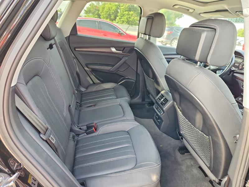 2021 AUDI Q5 quattro Premium Plus