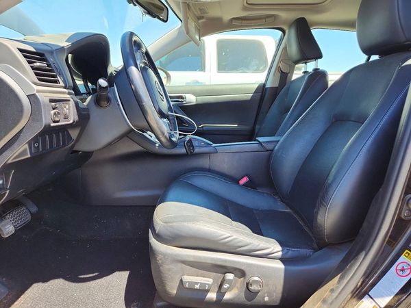 2012 LEXUS CT 200h