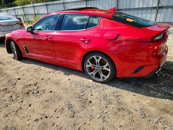 2018 KIA STINGER GT2