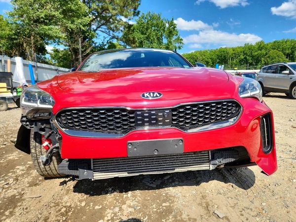 2018 KIA STINGER GT2
