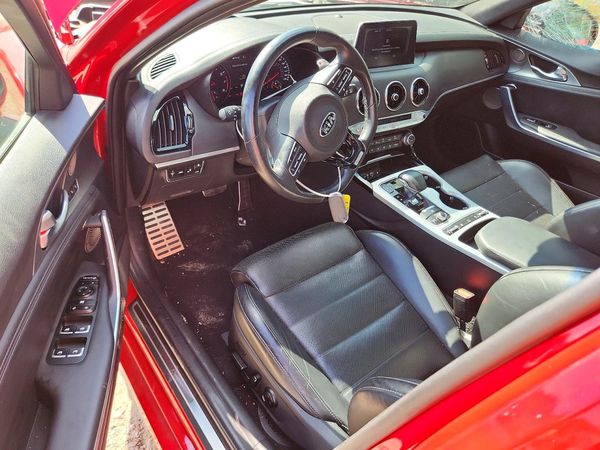 2018 KIA STINGER GT2