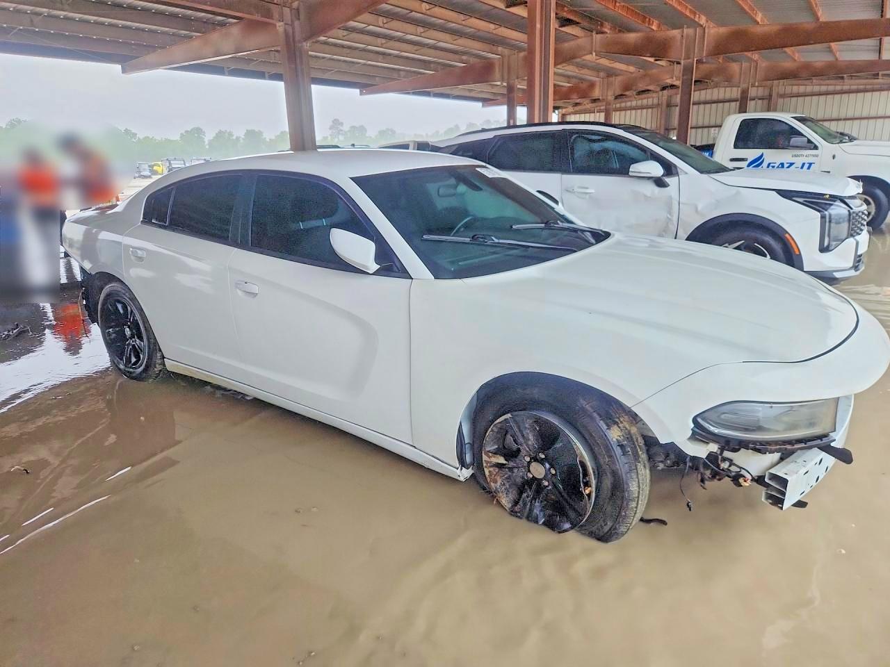 2022 DODGE CHARGER SXT