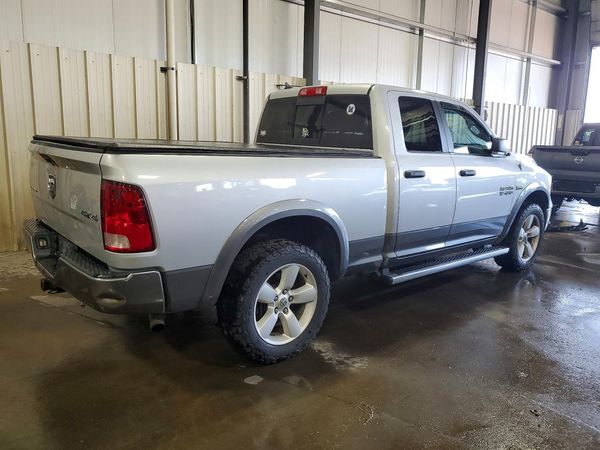 2013 RAM 1500 SLT QUAD CAB 4X4