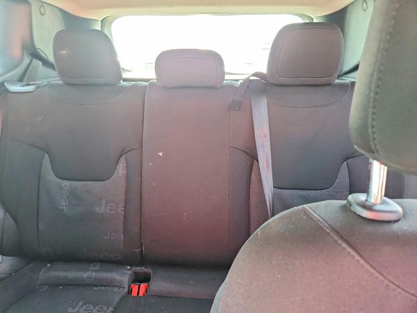 2015 JEEP RENEGADE LATITUDE 4X2