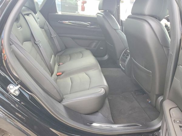 2017 CADILLAC CT6 Luxury