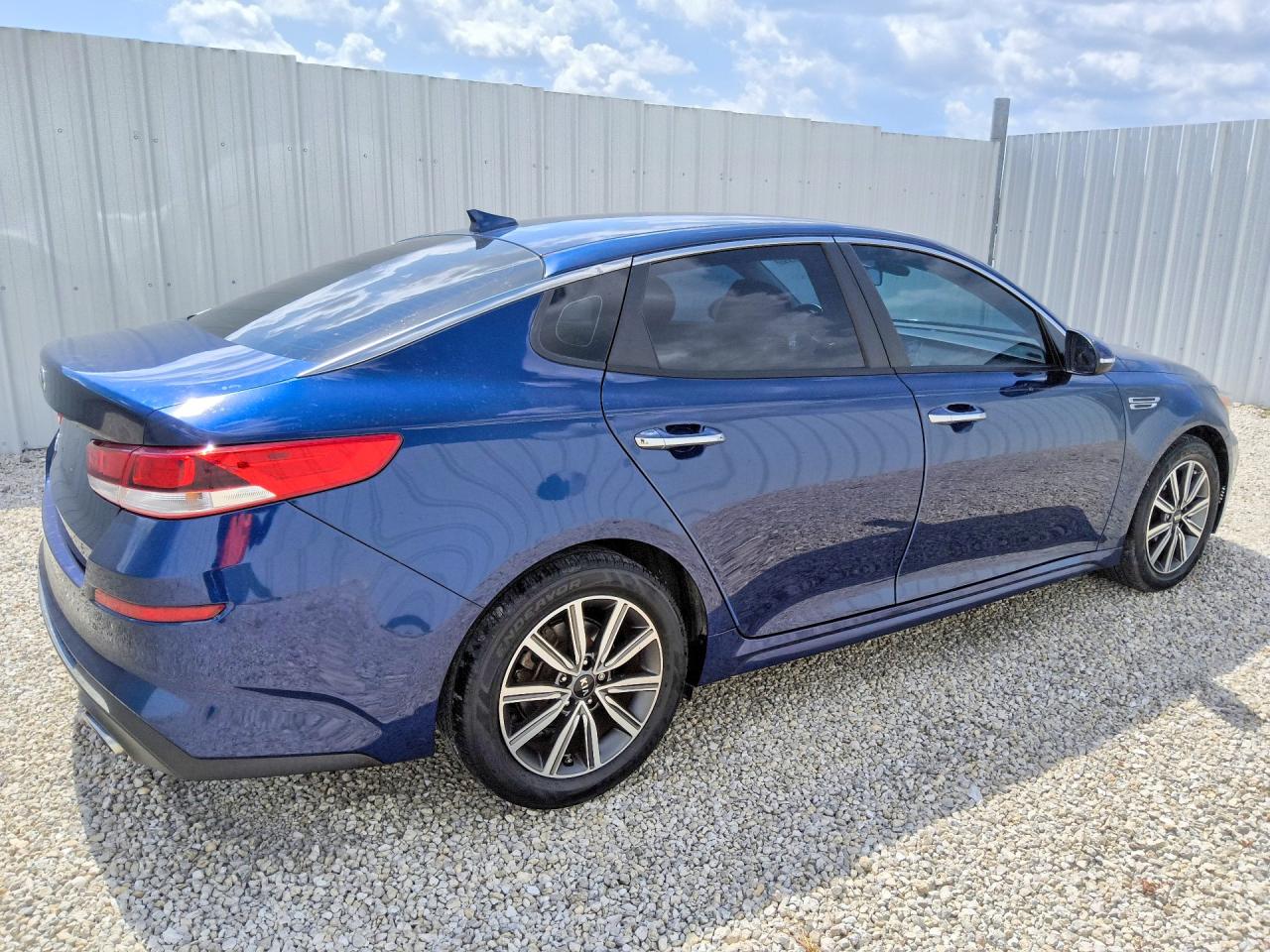 2019 KIA OPTIMA LX, S