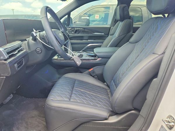 2025 CADILLAC ESCALADE IQ Sport-1