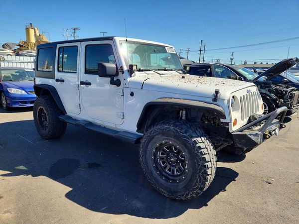 2013 JEEP WRANGLER UNLIMITED SPORT 4X4