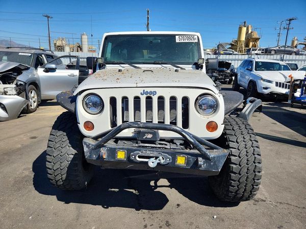 2013 JEEP WRANGLER UNLIMITED SPORT 4X4