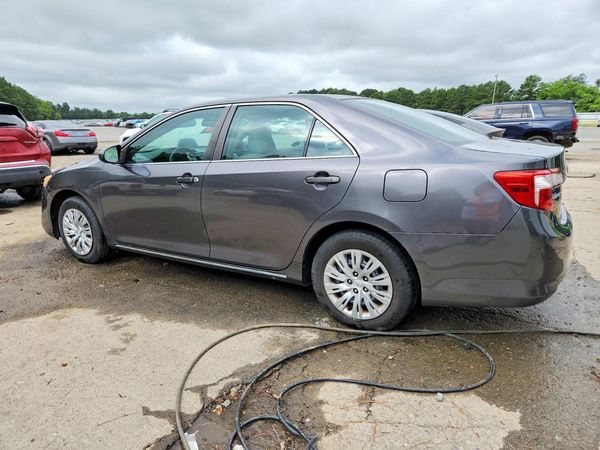 2013 TOYOTA CAMRY