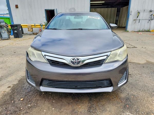 2013 TOYOTA CAMRY