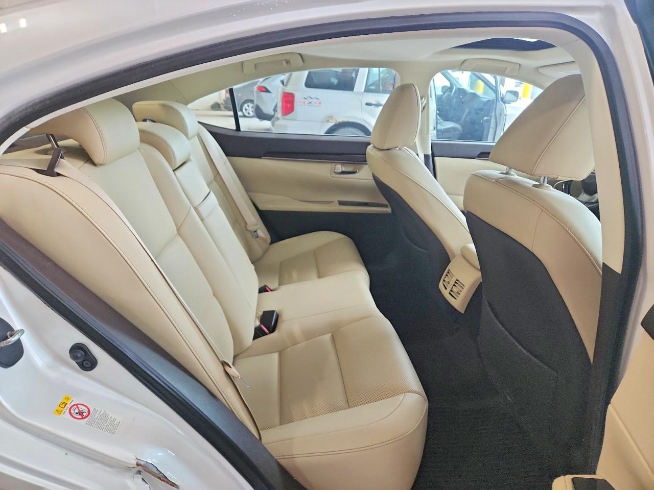 2017 LEXUS ES 350