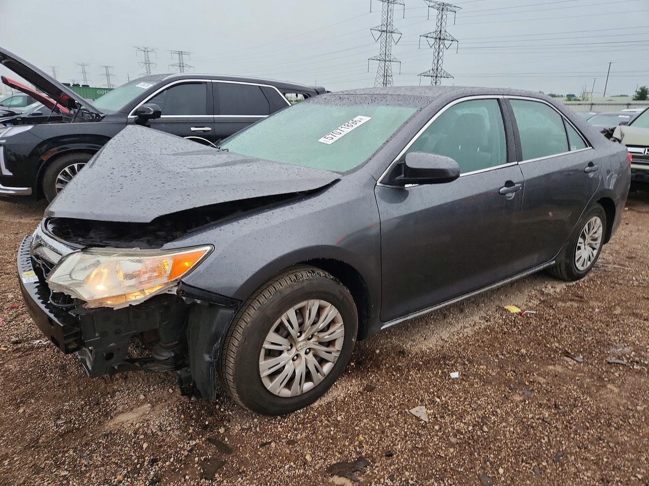 2013 TOYOTA CAMRY