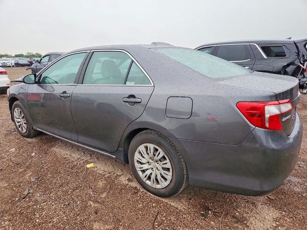2013 TOYOTA CAMRY
