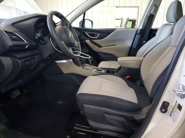2024 SUBARU FORESTER Base Plus