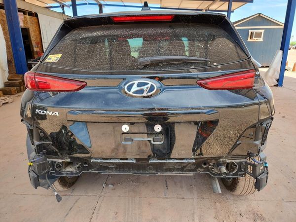 2023 HYUNDAI KONA SE