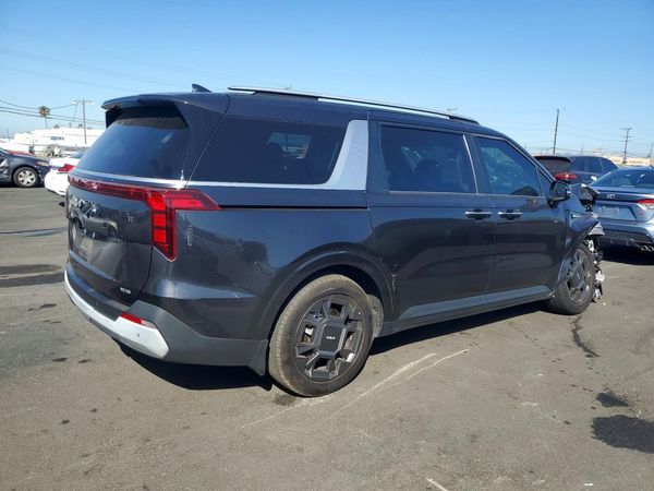 2025 KIA CARNIVAL