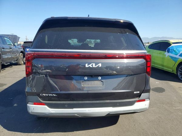 2025 KIA CARNIVAL