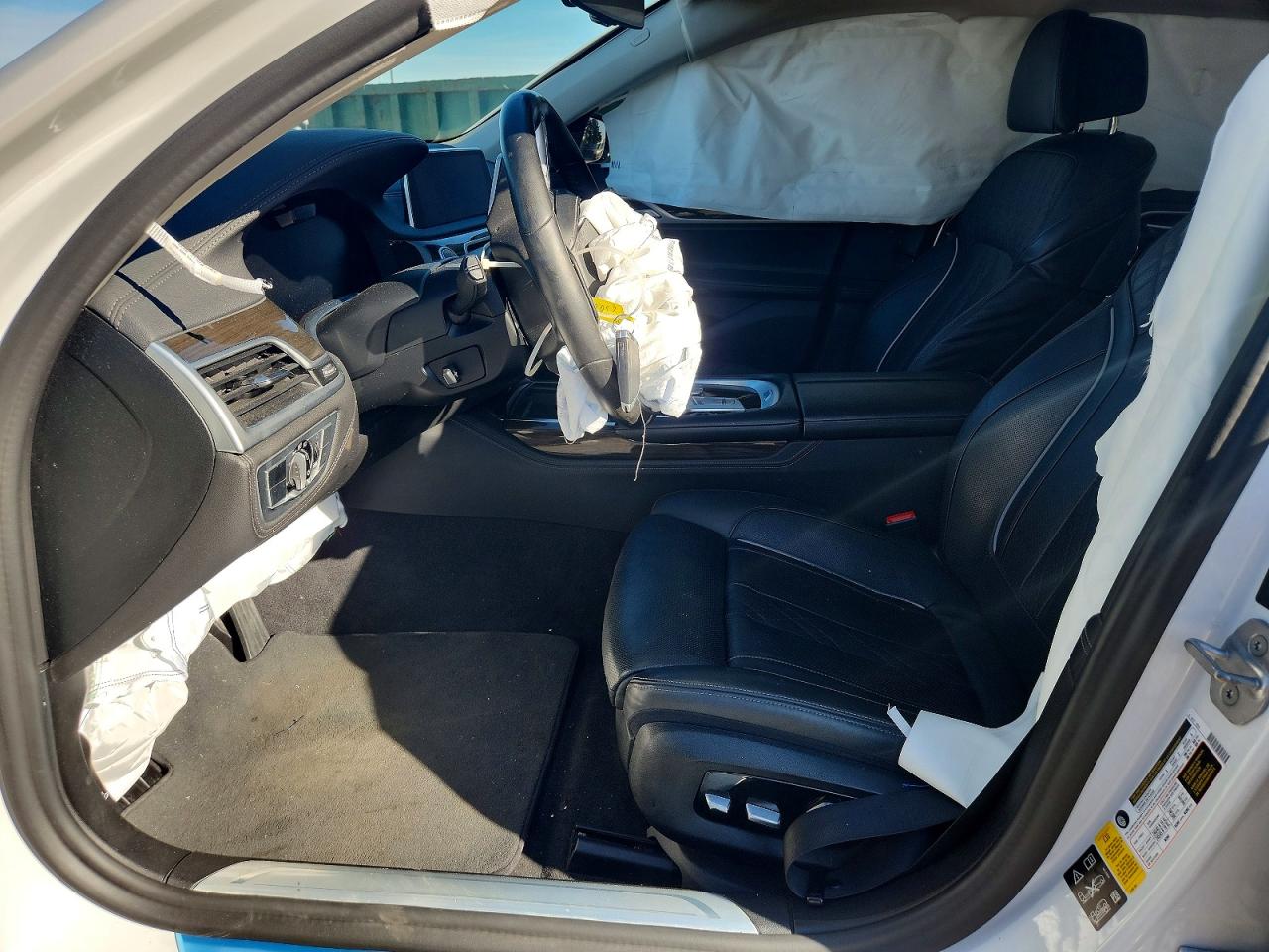 2021 BMW 750 xDrive