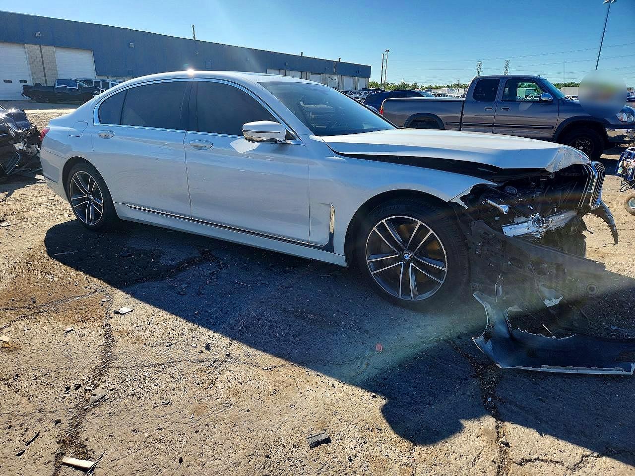 2021 BMW 750 xDrive