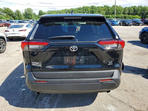 2023 TOYOTA RAV4 LE