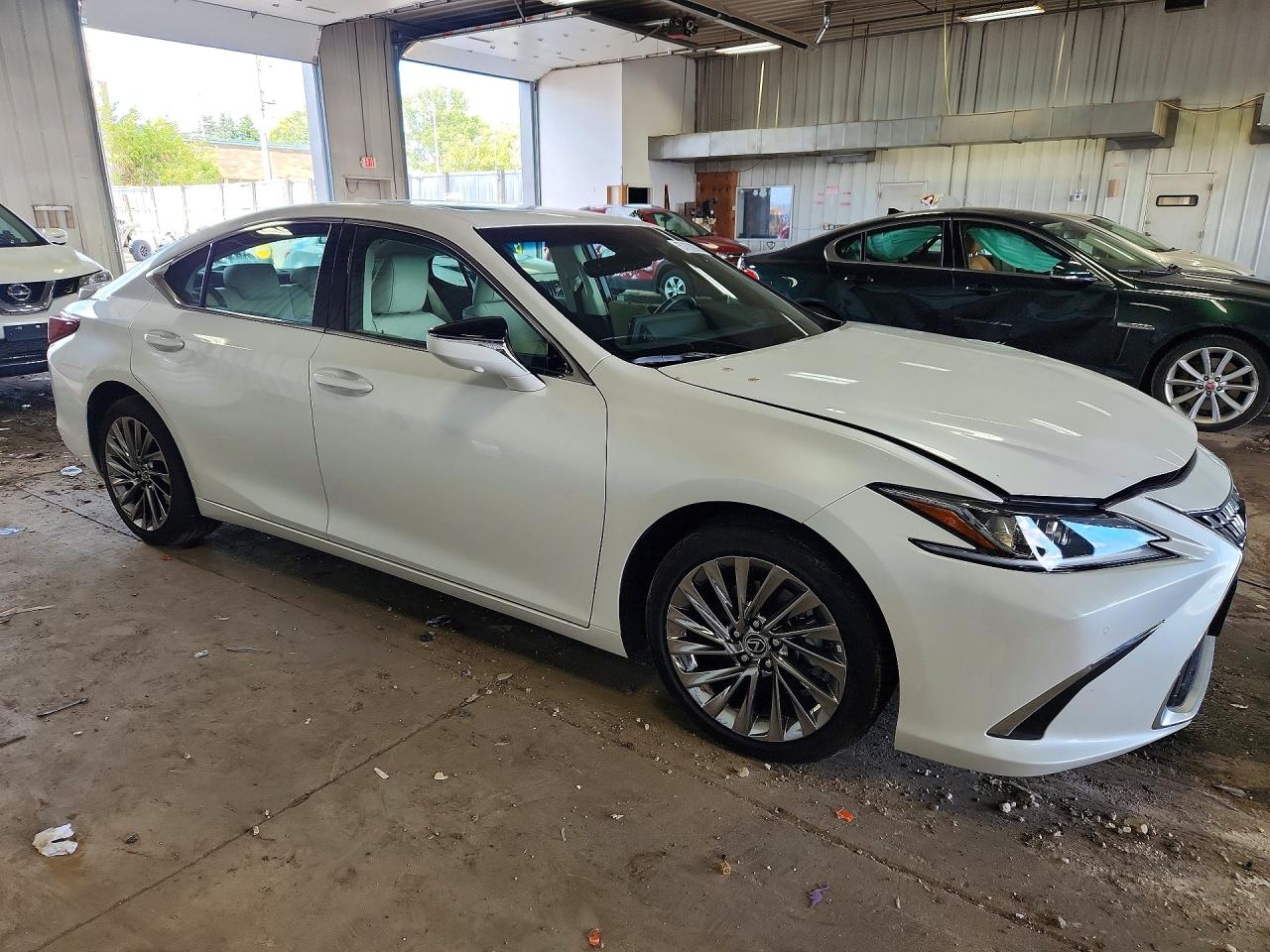 2024 LEXUS ES 300H 300h Luxury