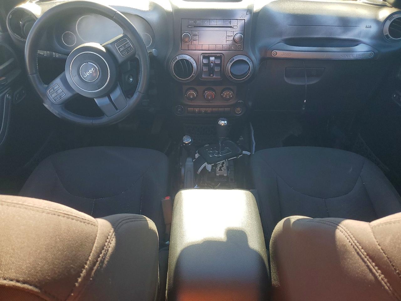 2017 JEEP WRANGLER UNLIMITED SPORT 4X4