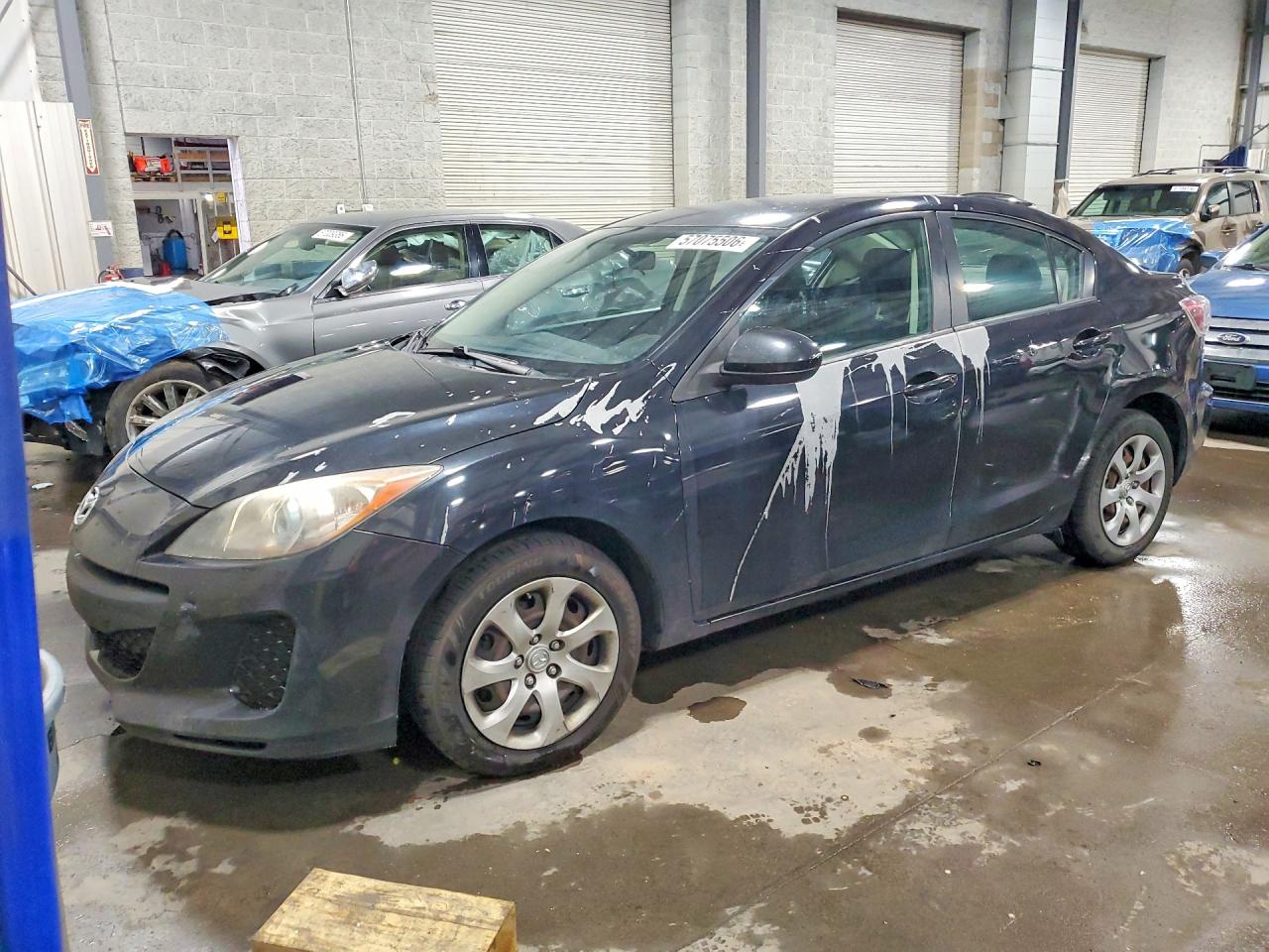 2013 MAZDA 3