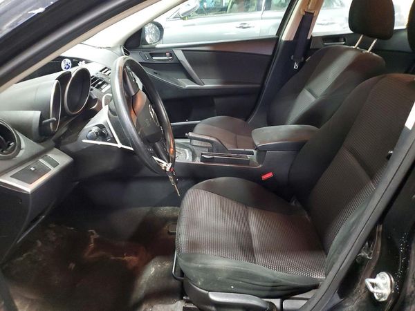2013 MAZDA 3