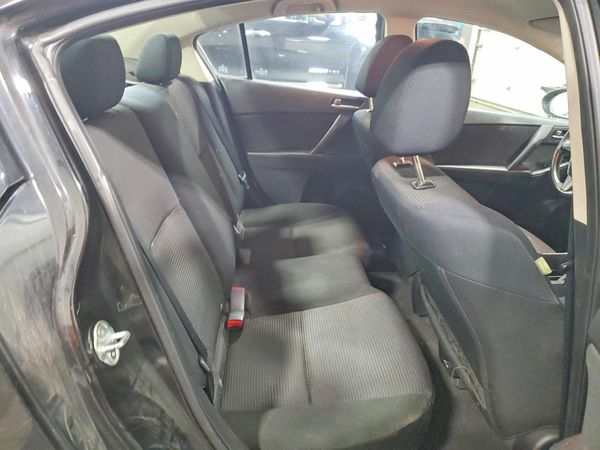 2013 MAZDA 3