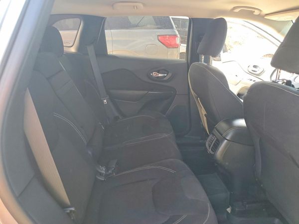 2016 JEEP CHEROKEE LATITUDE FWD