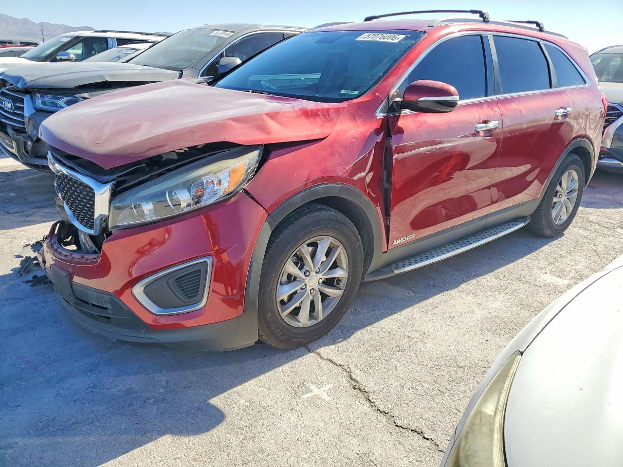 2016 KIA SORENTO L / LX