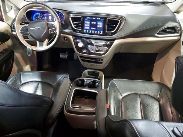 2019 CHRYSLER PACIFICA
