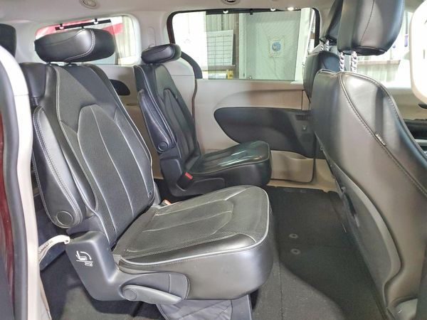 2019 CHRYSLER PACIFICA