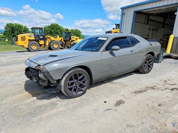 2016 DODGE CHALLENGER SXT