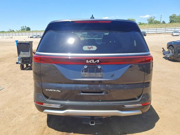 2024 KIA CARNIVAL LX, LX Seat Package