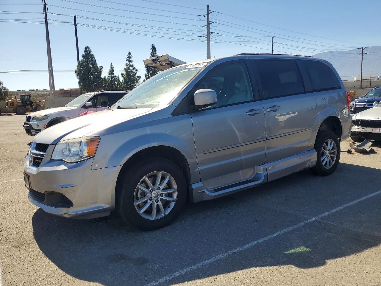 2016 DODGE GRAND CARAVAN SXT