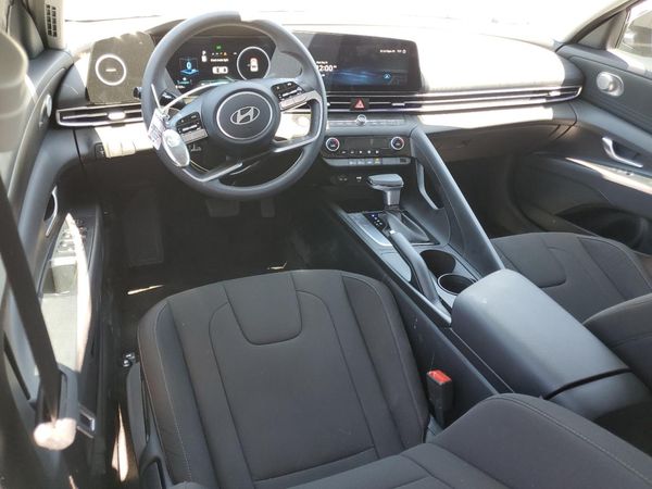 2024 HYUNDAI ELANTRA SEL — CKPT