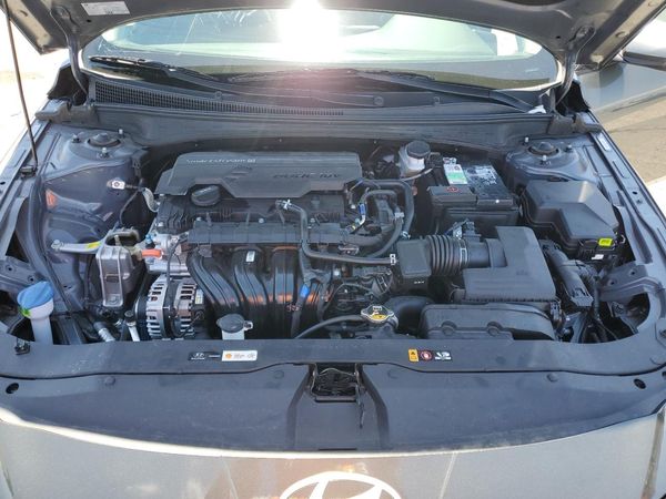 2024 HYUNDAI ELANTRA SEL — Engine bay