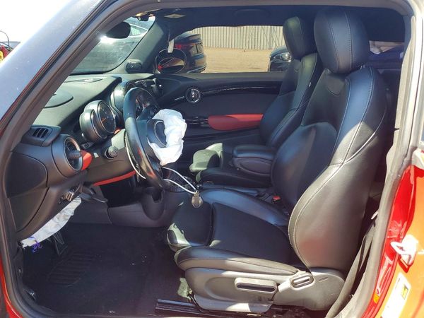 2015 MINI COOPER