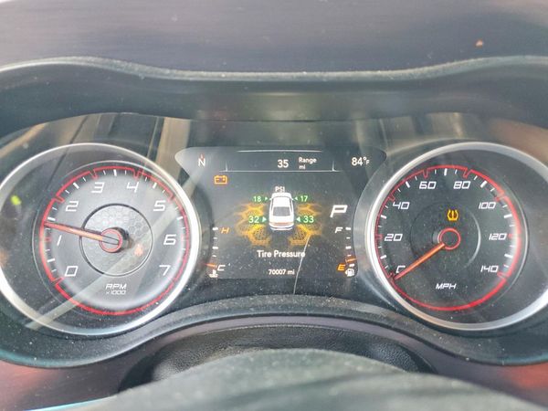 2015 DODGE CHARGER SE