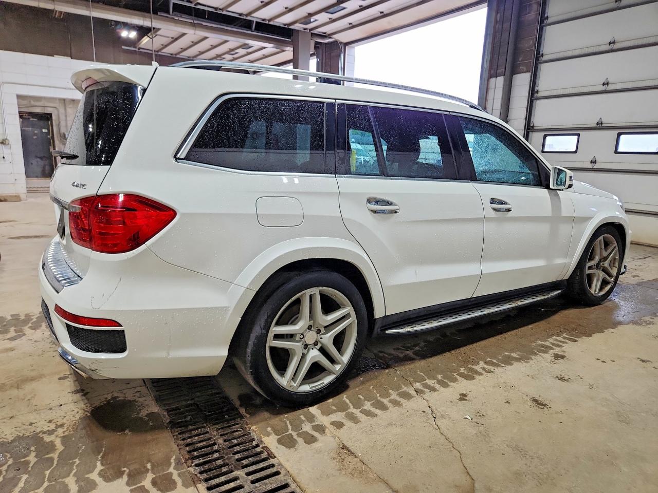 2016 MERCEDES-BENZ GLE GL550-4M